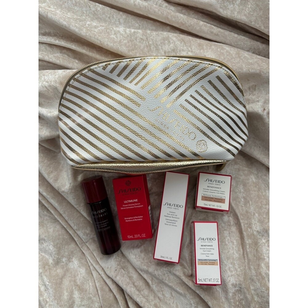 Shiseido skincare set of 5 plus bag